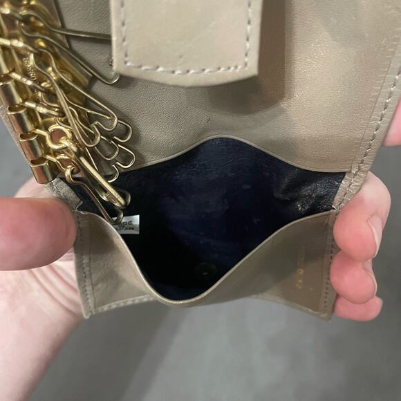 Vintage Cowhide Leather Snap Closure Key Holder Wallet Beige Geometric Embossed - Picture 9 of 10